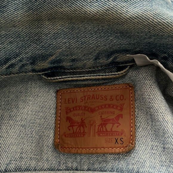 Levi’s 90 Trucker Denim Jacket in XS - Picture 7 of 7